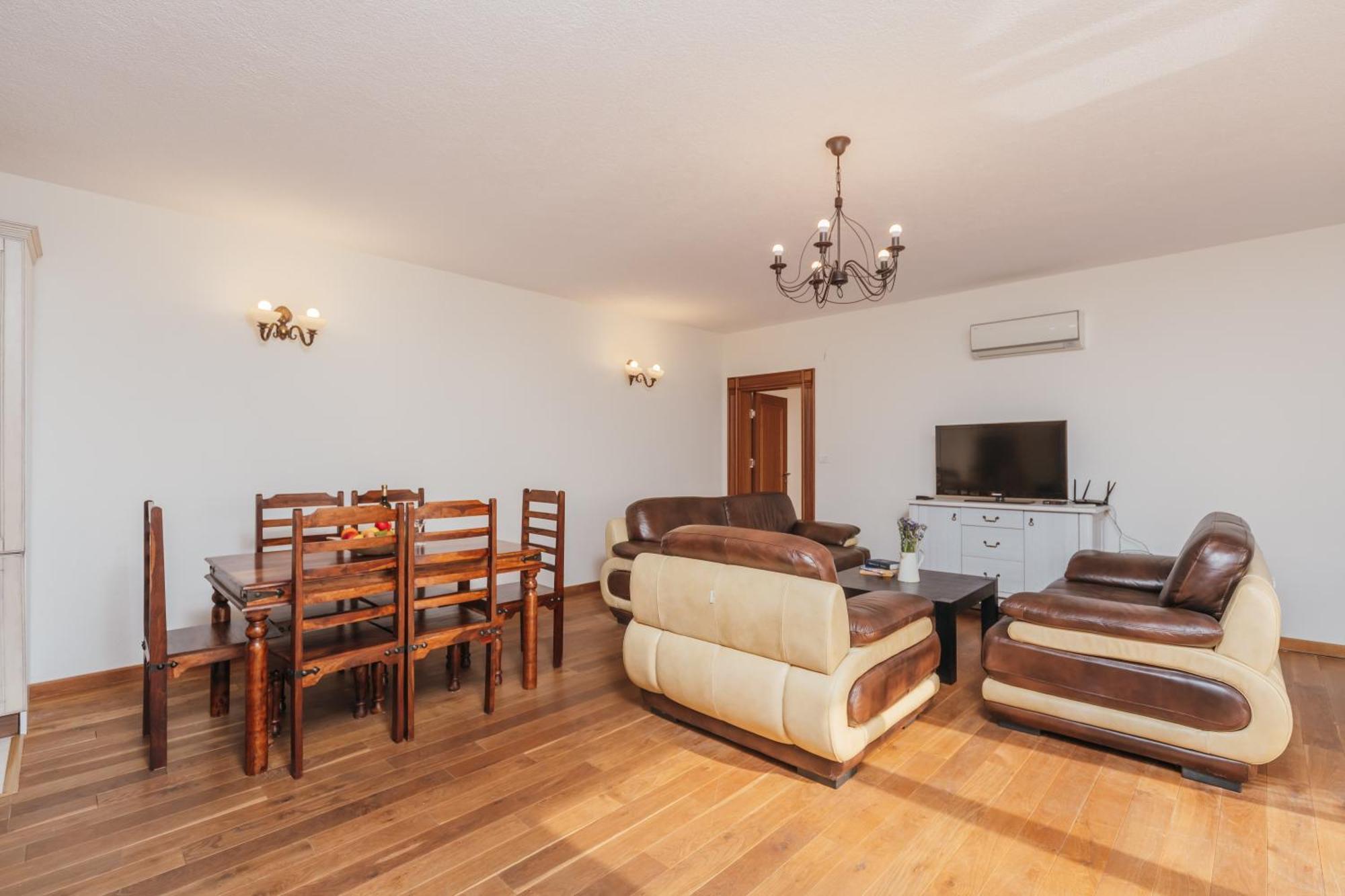 Apartments Pietra Mare Petrovac 外观 照片