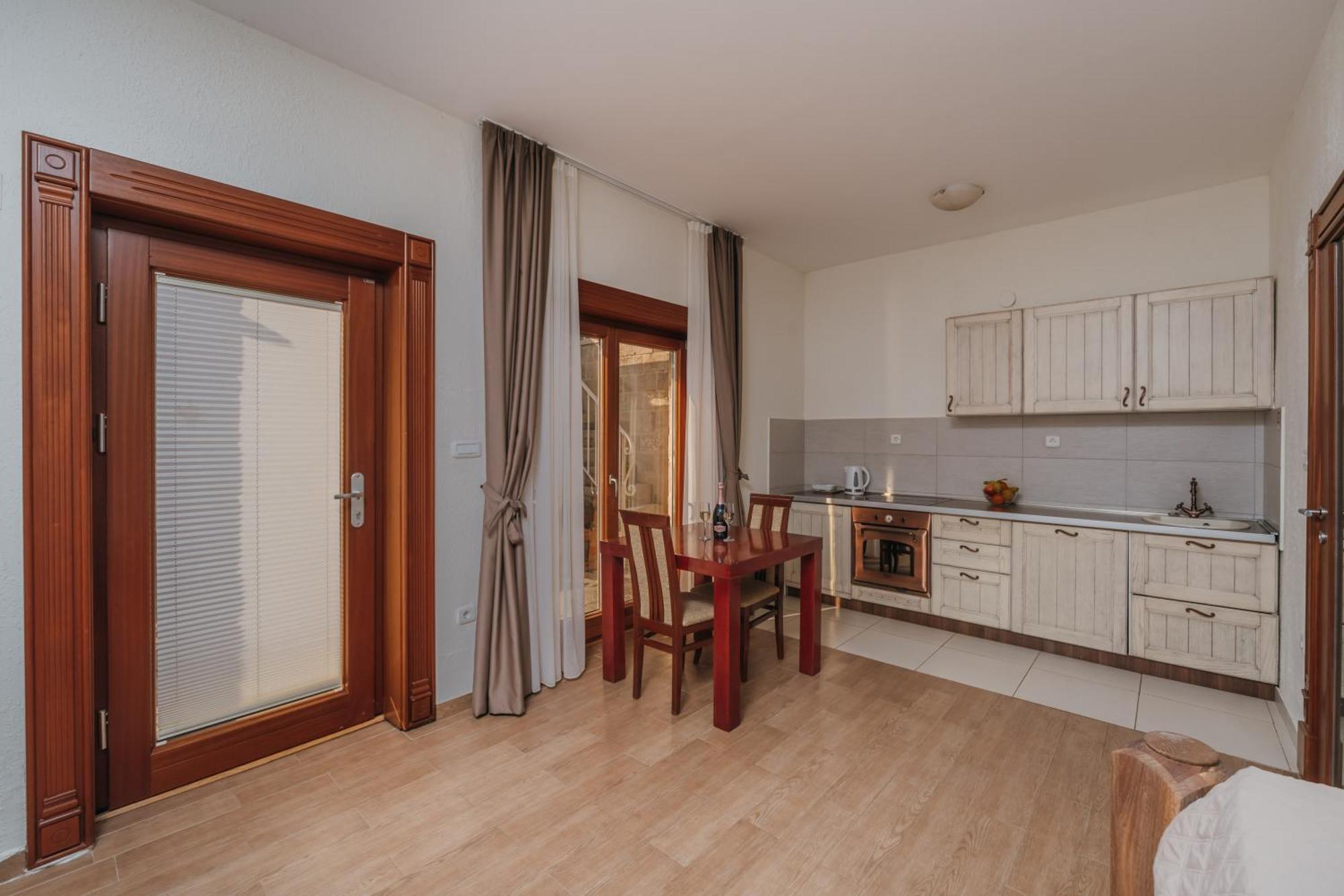Apartments Pietra Mare Petrovac 客房 照片