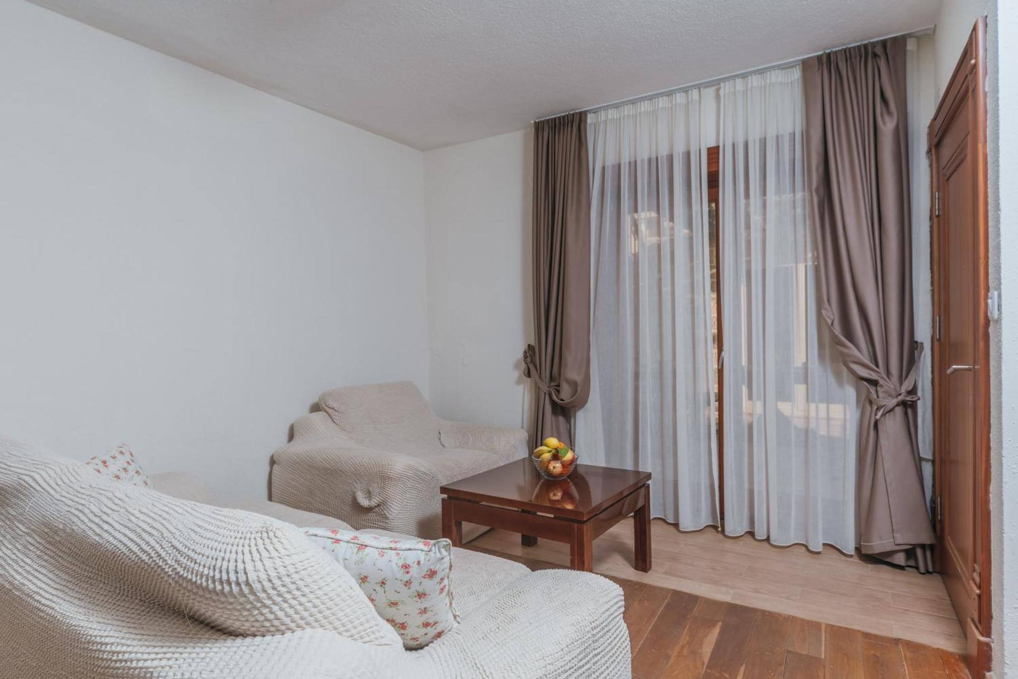 Apartments Pietra Mare Petrovac 客房 照片