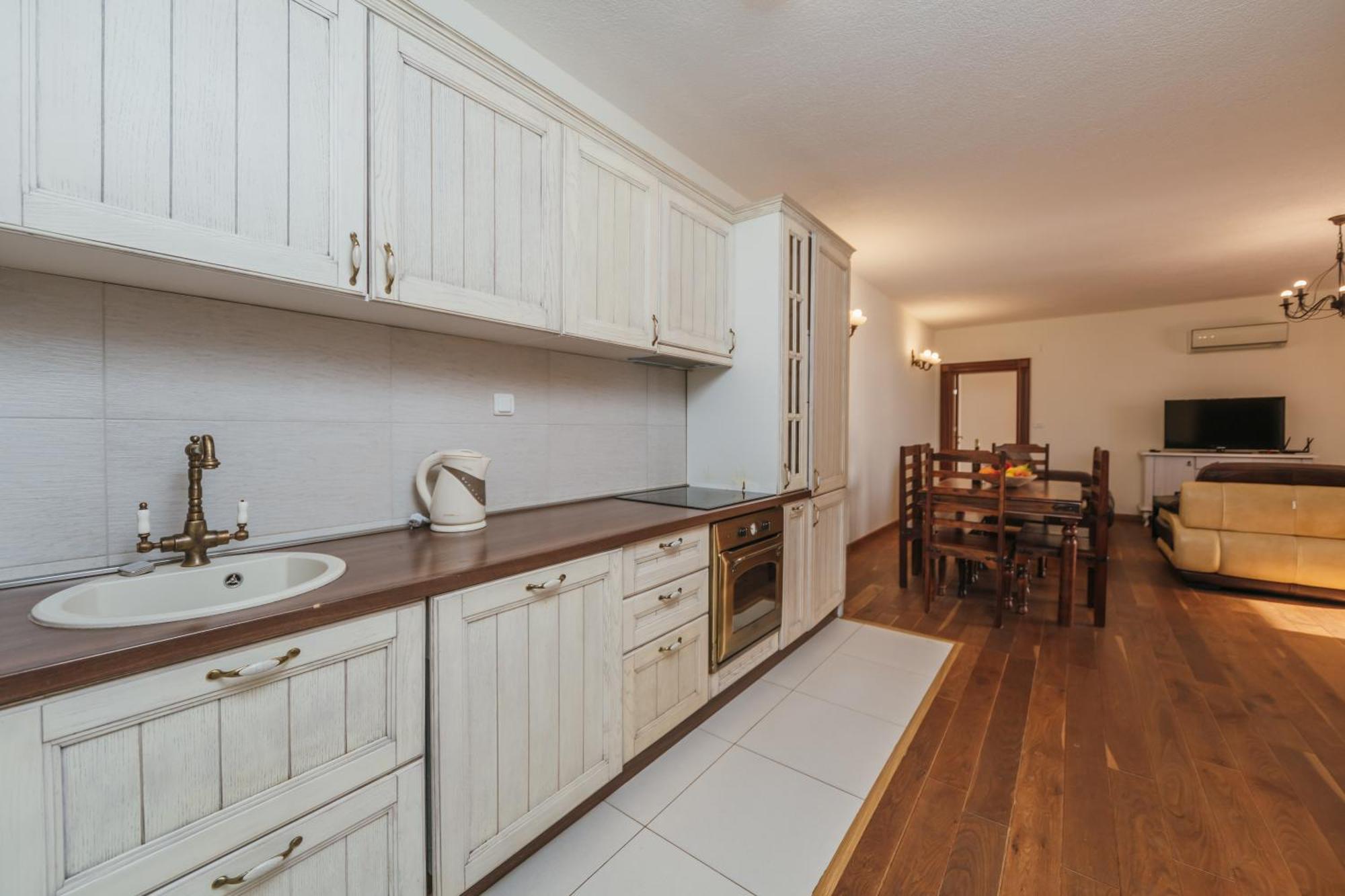 Apartments Pietra Mare Petrovac 外观 照片