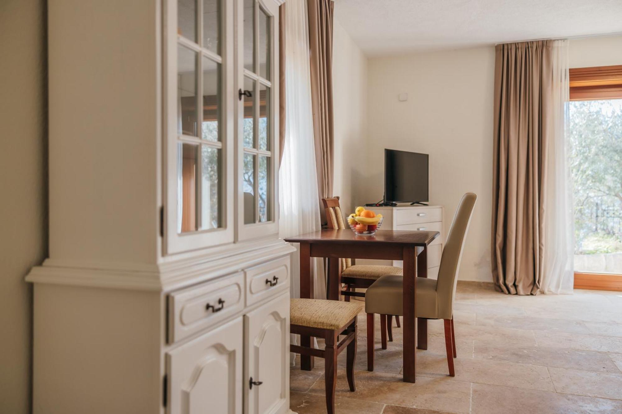 Apartments Pietra Mare Petrovac 客房 照片