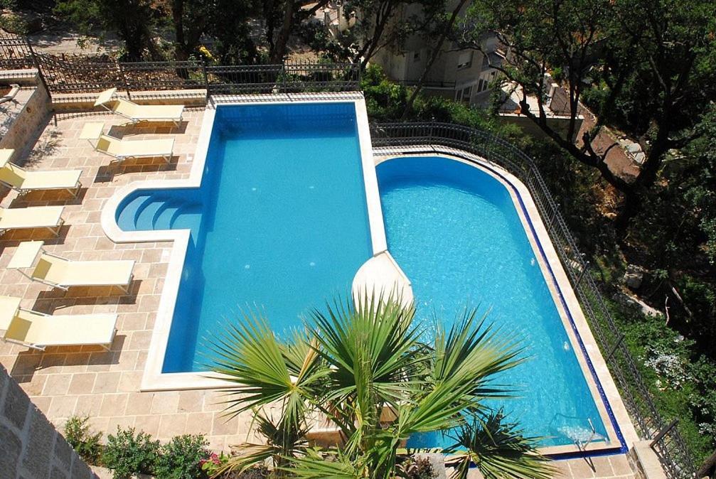 Apartments Pietra Mare Petrovac 外观 照片
