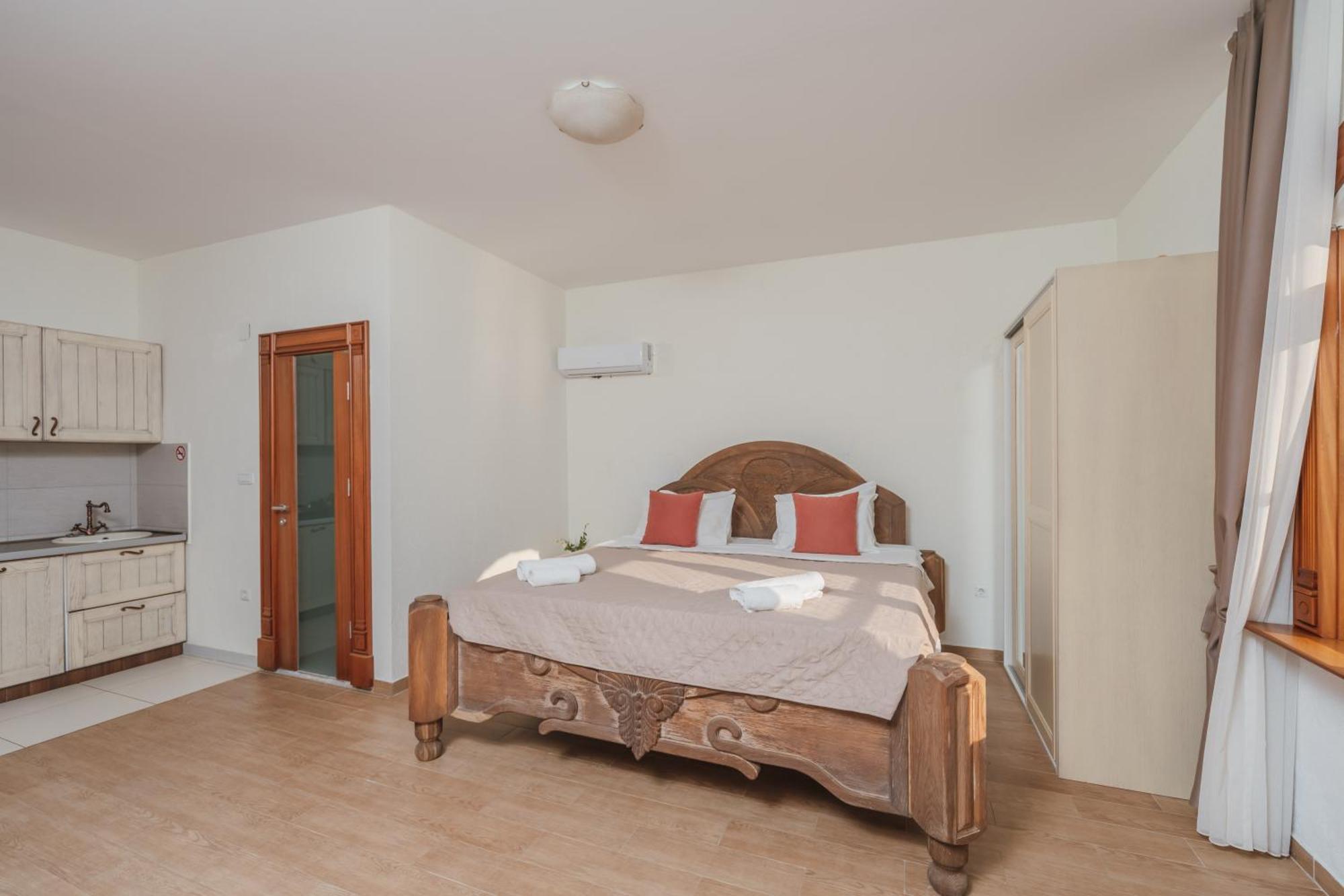 Apartments Pietra Mare Petrovac 外观 照片