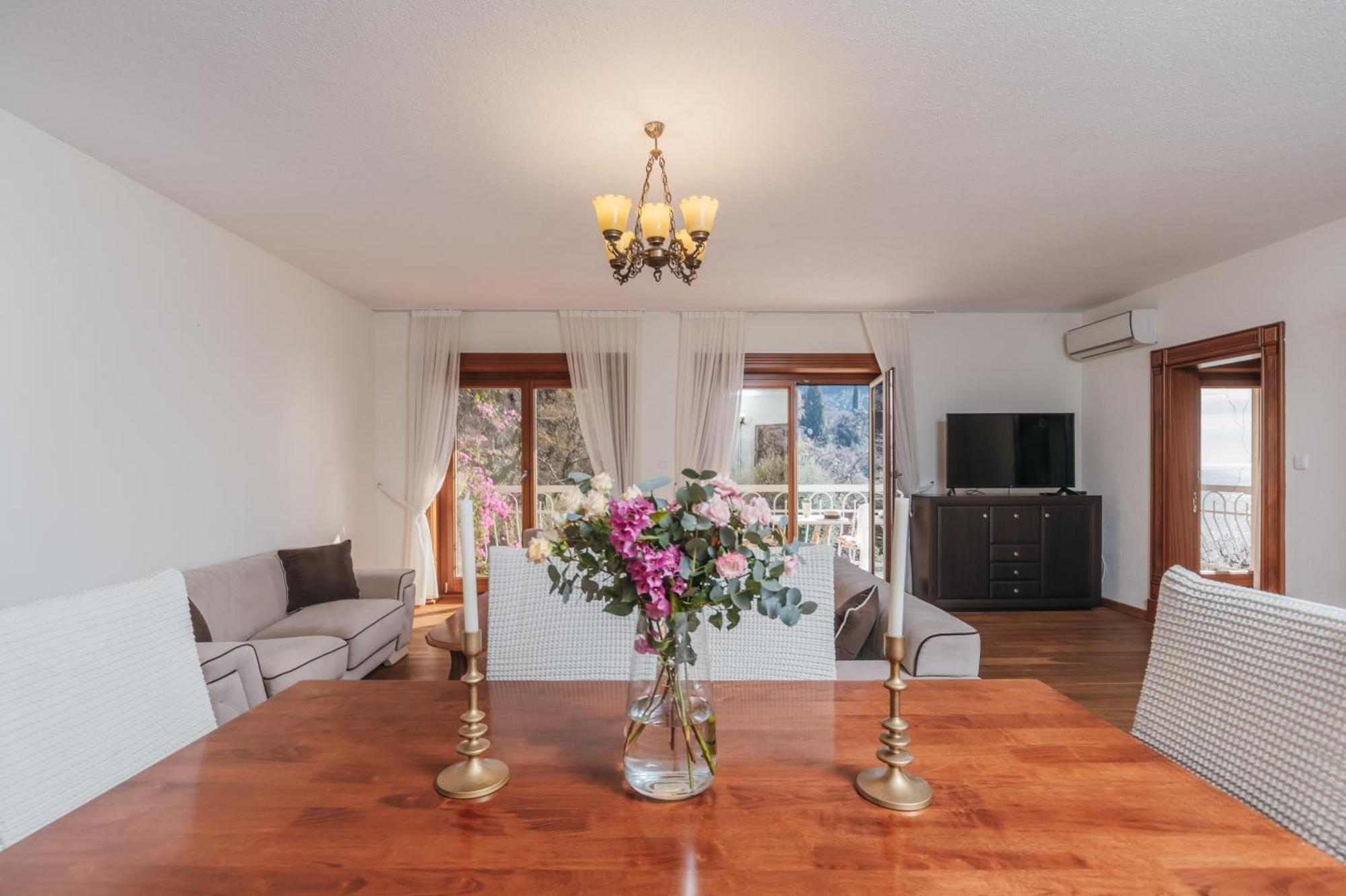 Apartments Pietra Mare Petrovac 外观 照片