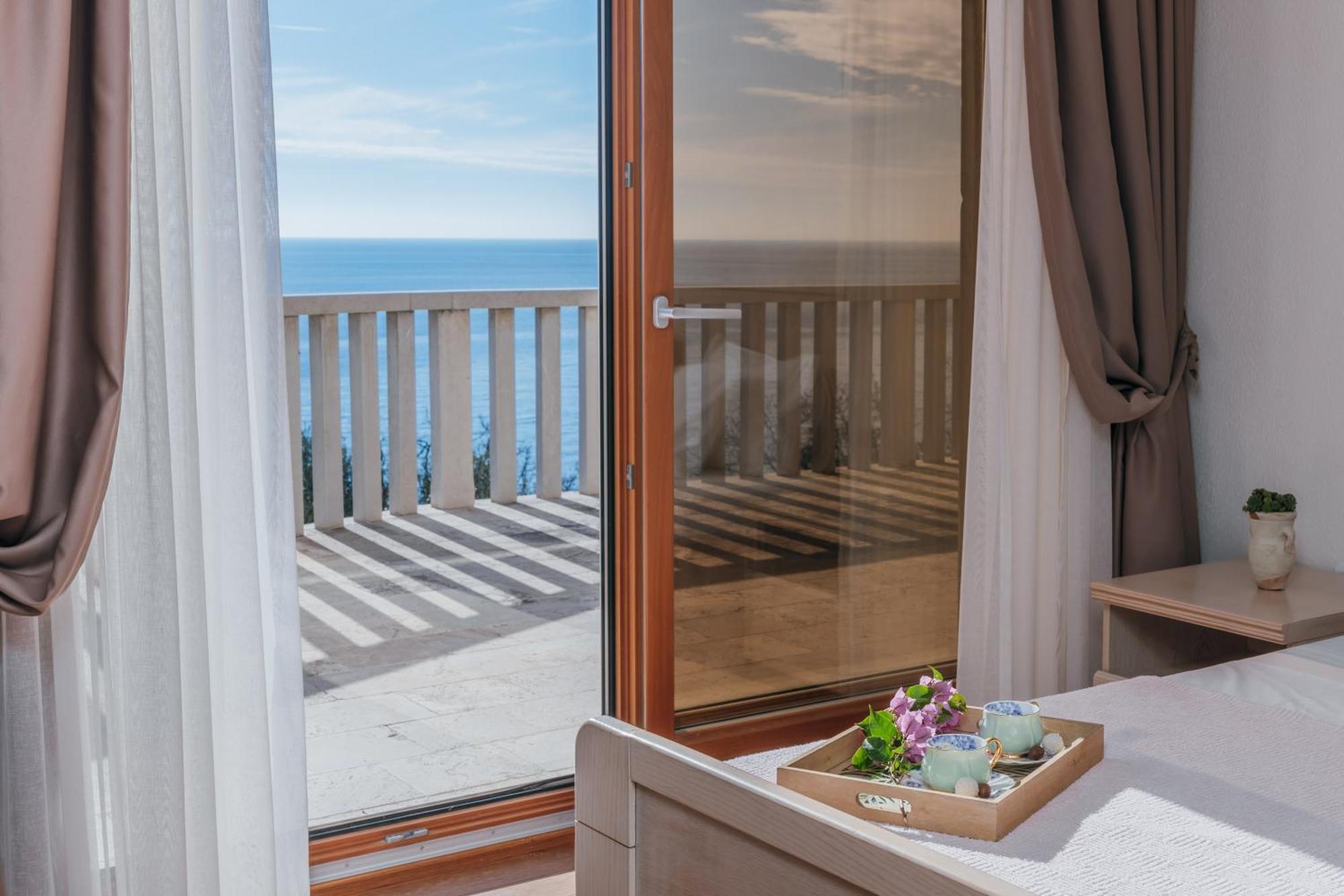 Apartments Pietra Mare Petrovac 外观 照片