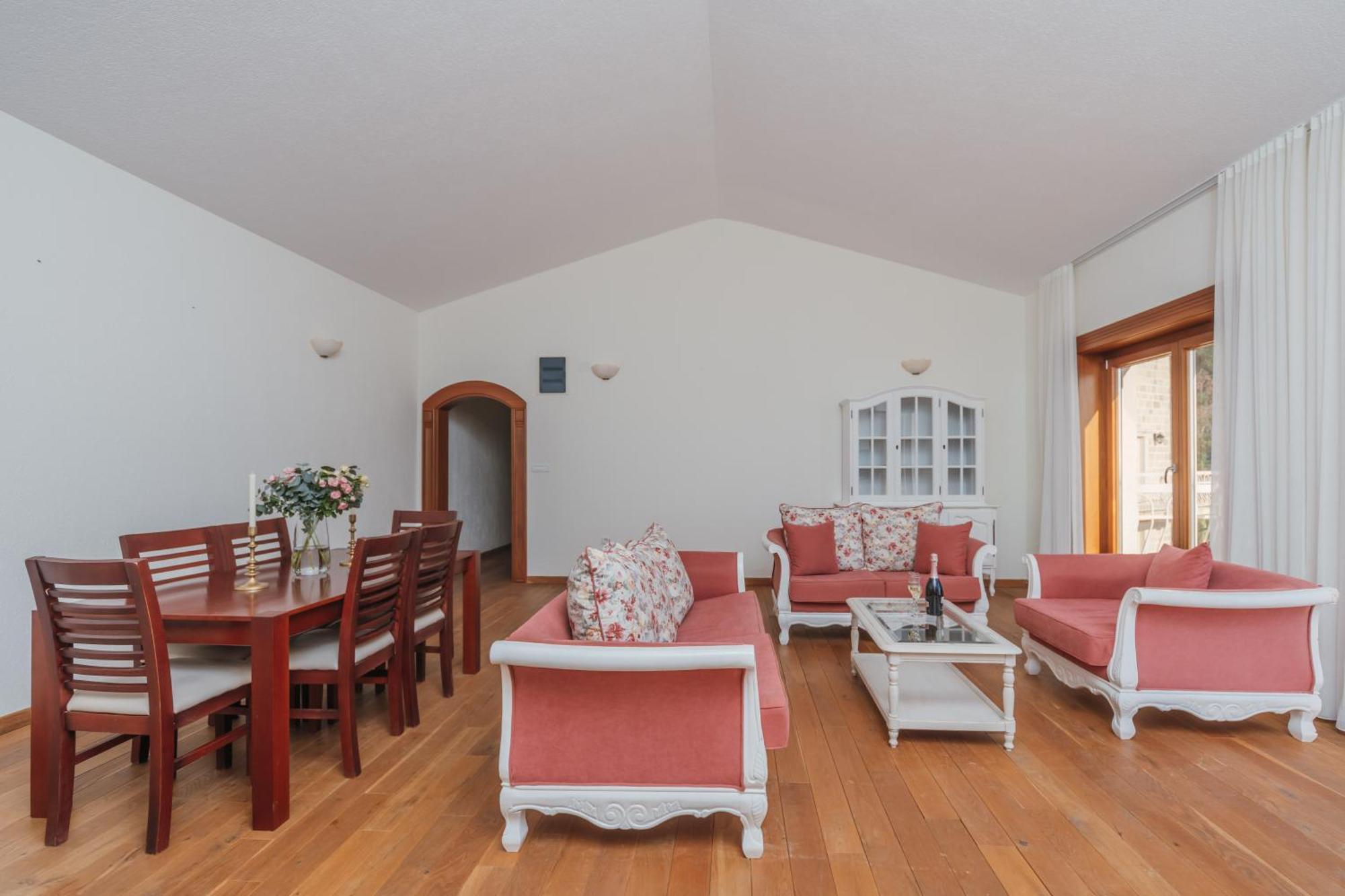 Apartments Pietra Mare Petrovac 外观 照片