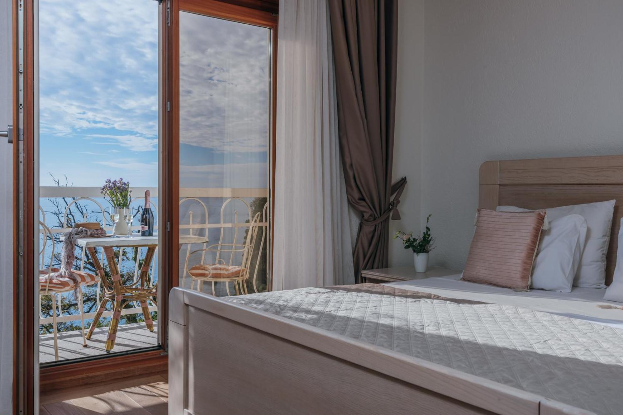 Apartments Pietra Mare Petrovac 外观 照片